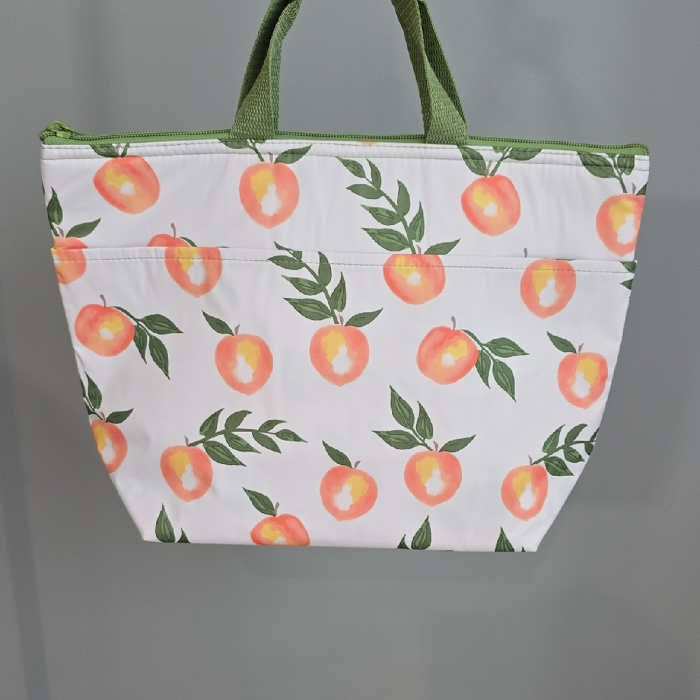 Thirty-one White THERMAL Tote with Peach Print and Green Handles